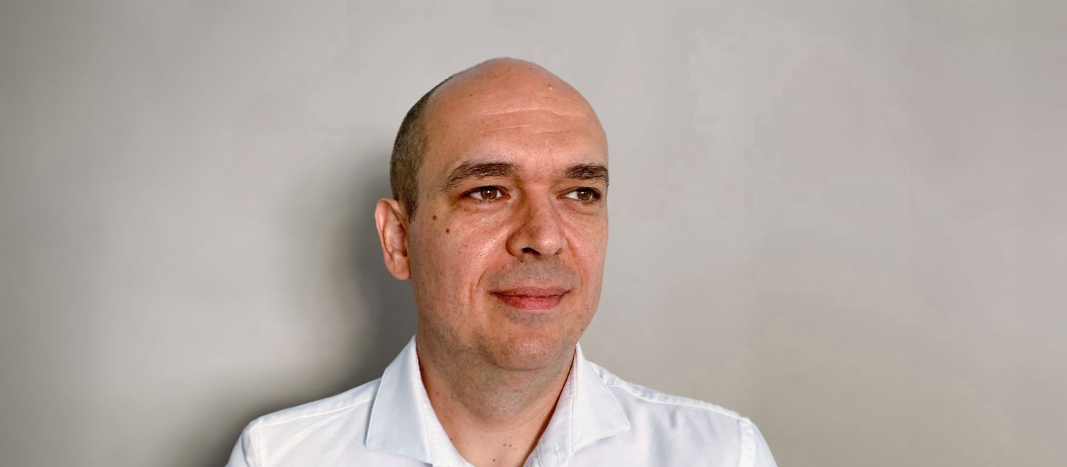 Une photo montre Cristian Musat, directeur général d’EOS International BVG et cerveau du projet Kollecto+.