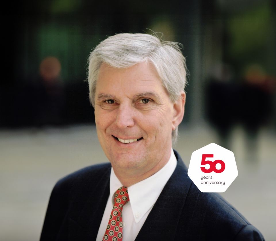Portret van Dieter Plambeck, algemeen directeur van EOS Deutscher Inkassodienst tot 2005